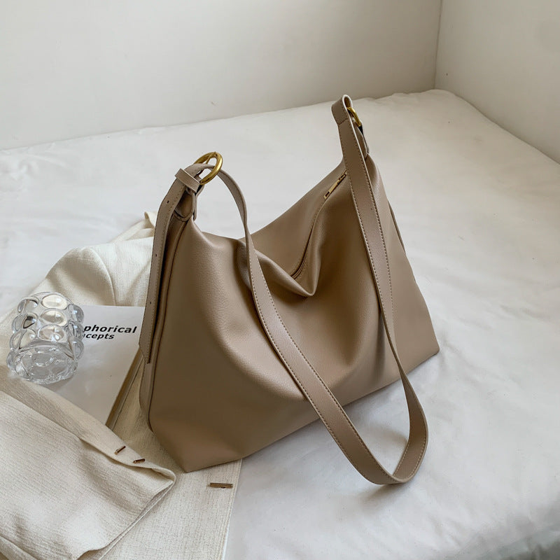 Black Bag Women's Autumn and Winter Fashion New Fashionable Large Capacity