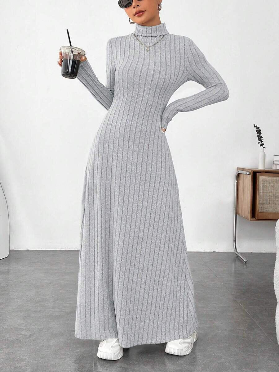 Autumn and Winter Women's Clothing, Slim-Fitting High Collar, Fashionable