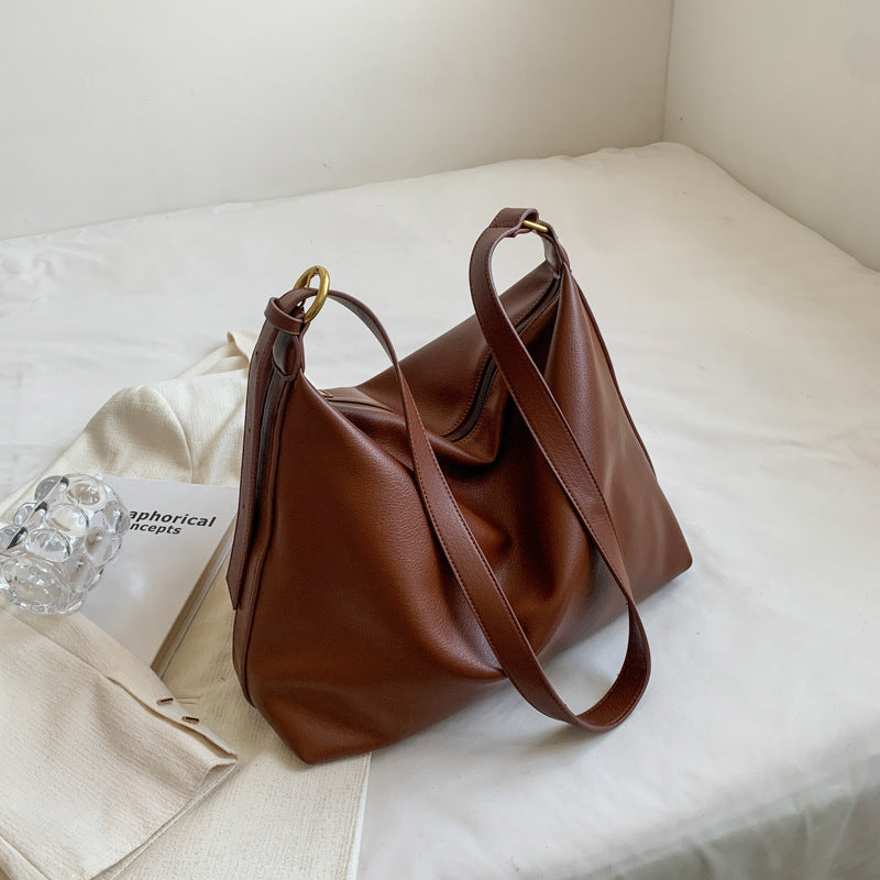 Black Bag Women's Autumn and Winter Fashion New Fashionable Large Capacity