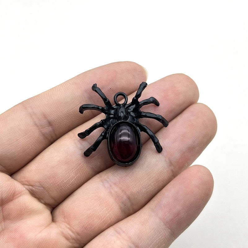 New Alloy Ruby Spider Ancient Silver Pendant Jewelry Accessories DIY