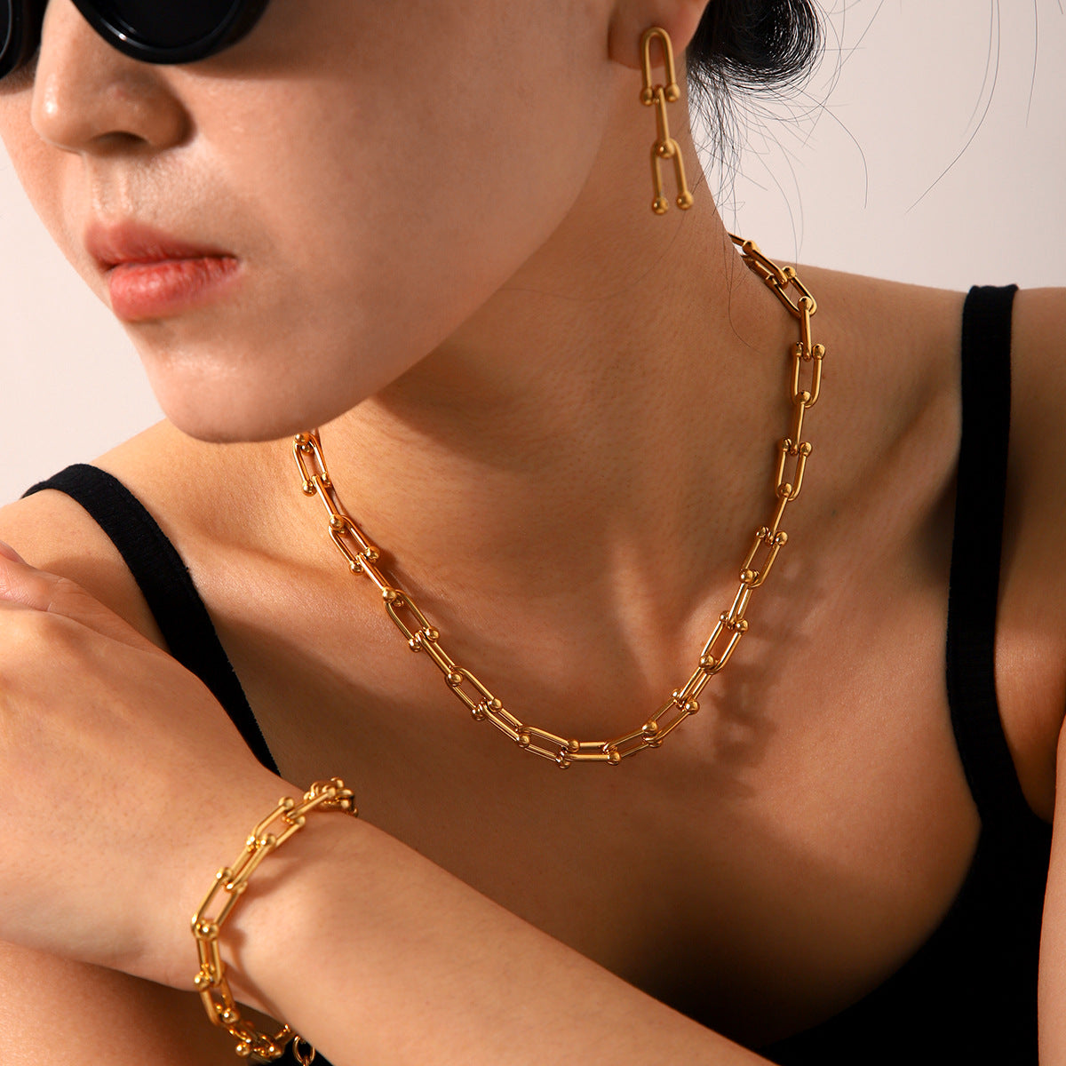Stainless Steel Horseshoe Buckle Jewelry Set (Necklace, Bracelet