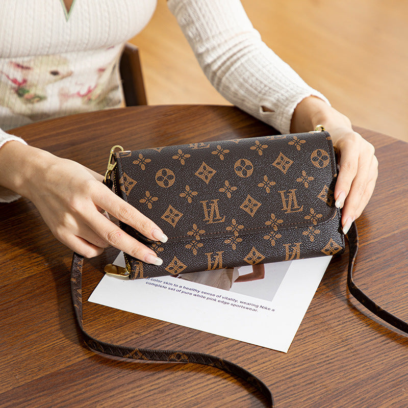 Supply Women's Clutch Bag Fashionable Letter Print Large Capacity Phone
