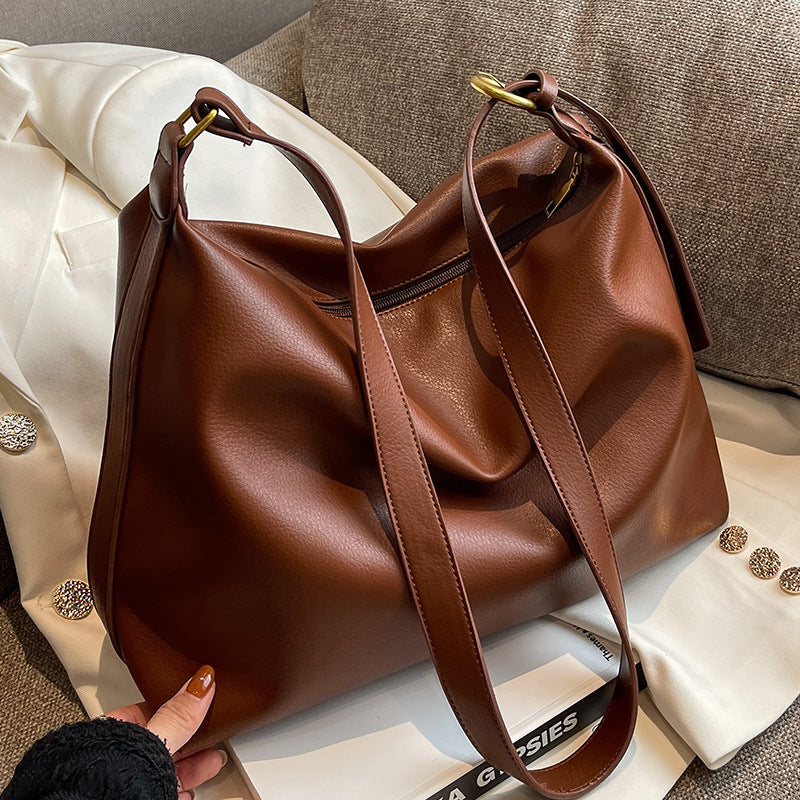 Black Bag Women's Autumn and Winter Fashion New Fashionable Large Capacity